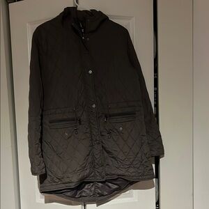 Quilted Hooded Jacket in Dark Olive